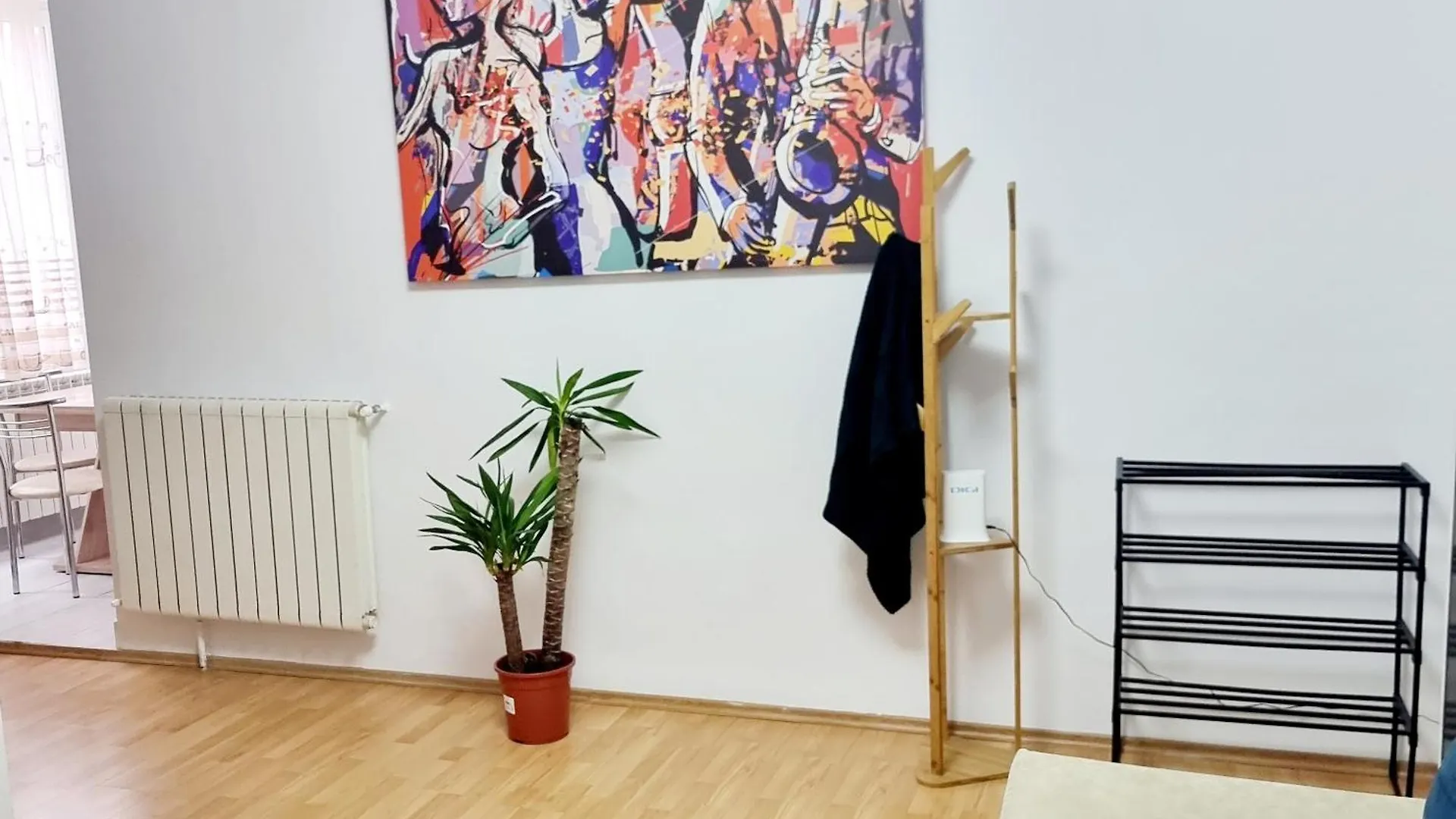 Steps2 Old Town & Metro - The Adventure Apartment Bucharest